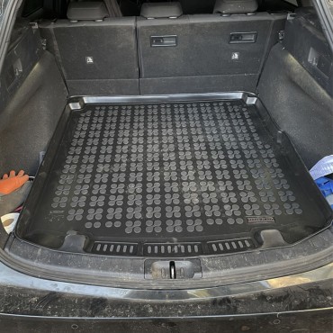 Rubber kofferbakmat Suzuki Swace Hybrid 2020-heden