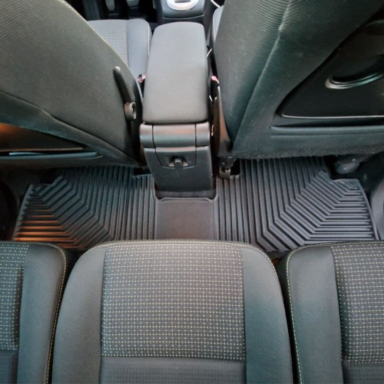 Rubber matten Renault Scenic III | Rubber automatten kopen voor Renault Scenic III