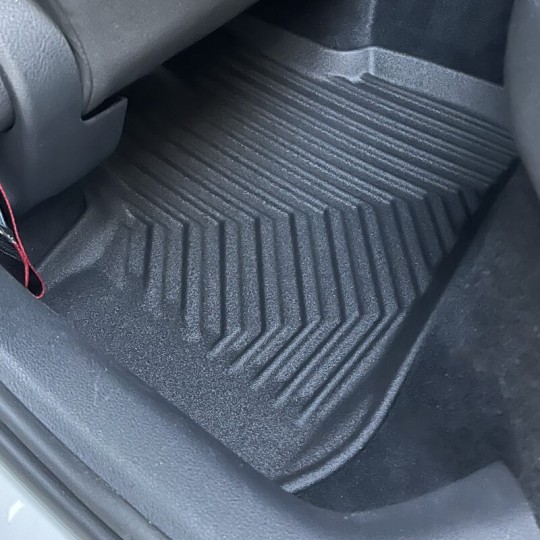 Volkswagen UP! vanaf 2011 All Weather rubber automatten