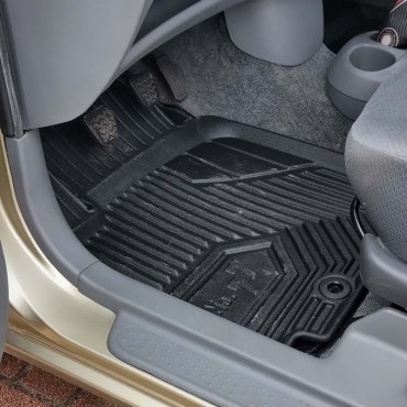 Toyota Yaris Verso 1999-2005 rubber matten 2