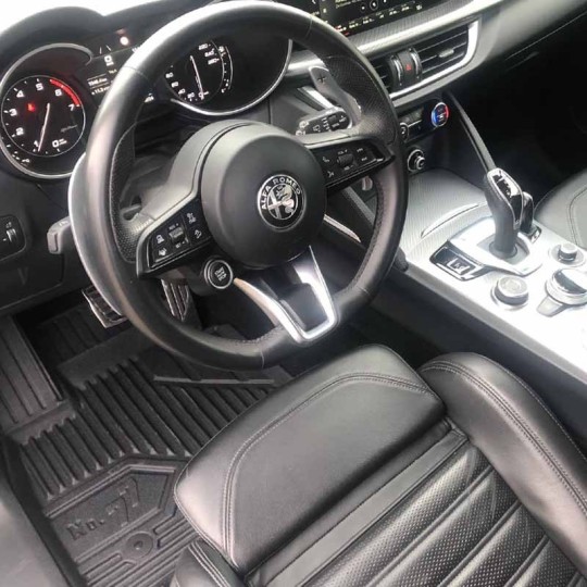 Alfa Romeo Stelvio voor facelift 2016-2020 All Weather rubber automatten