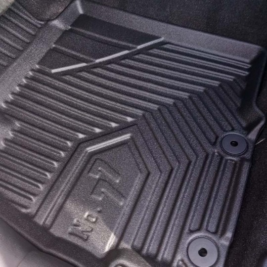 Mitsubishi Eclipse Cross vanaf 2018 All Weather rubber automatten