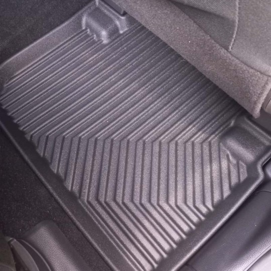 Mitsubishi Eclipse Cross vanaf 2018 All Weather rubber automatten