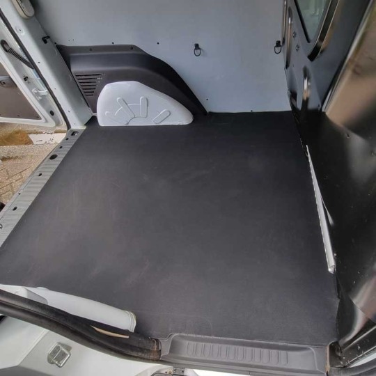 Premium M-Line laadvloermat Mercedes Citan kort L2 WB270 2012-2021 | 4mm antislip rubber traanplaat