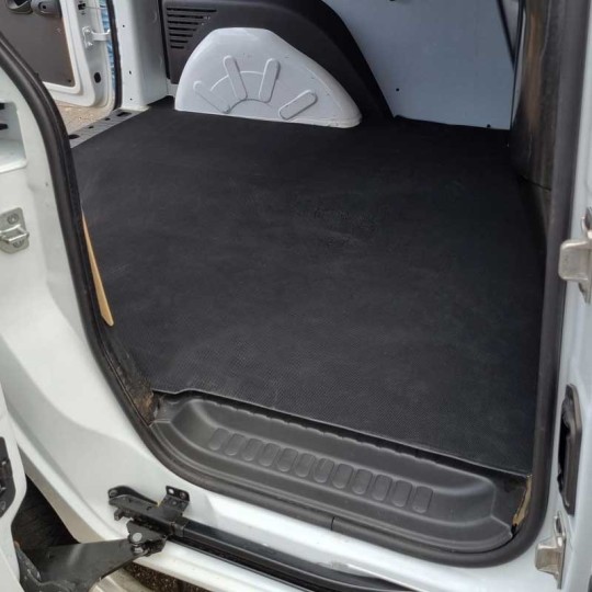 Premium M-Line laadvloermat Mercedes Citan kort L2 WB270 2012-2021 | 4mm antislip rubber traanplaat