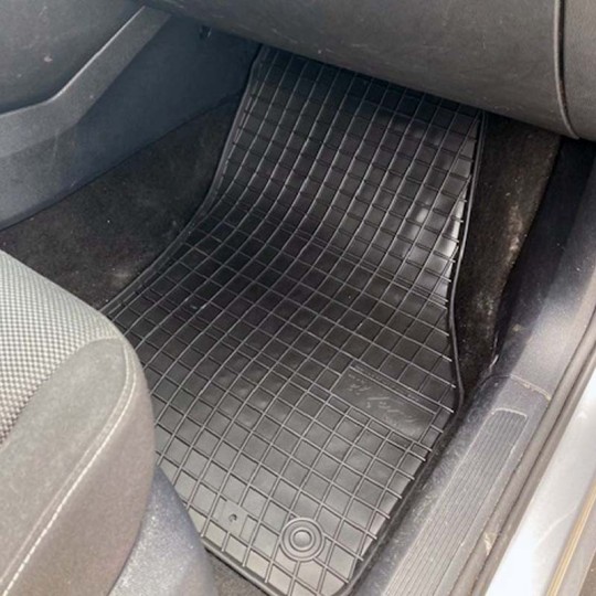Rubber matten Skoda Karoq SUV vanaf 2017