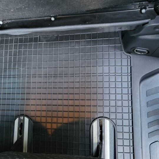 Rubber matten Mercedes Vito III van (1e en 2e rij) vanaf 2014