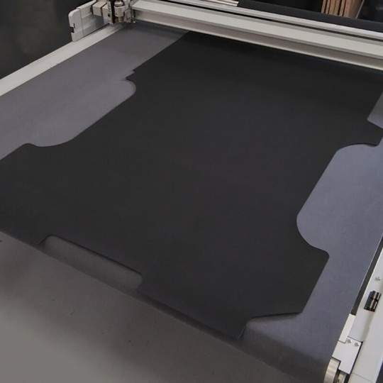 Laadvloermat rubber Nissan NV400 L3 2010-heden