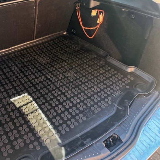 Ford Mondeo Station met reservewiel rubber kofferbakmat 2007-2014
