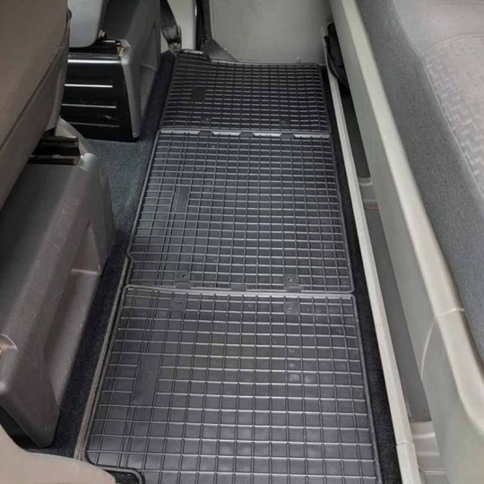 Rubber matten Volkswagen Transporter T6 (2e rij) dubbele cabine enkele schuifdeur 2015-2019