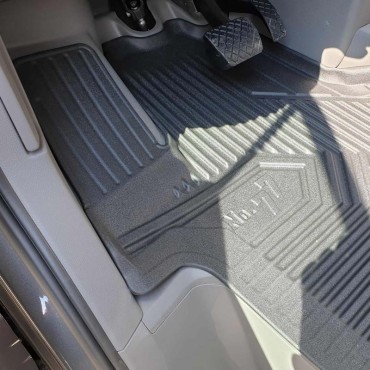 MAN TGE vanaf 2017 All Weather rubber voormat 2