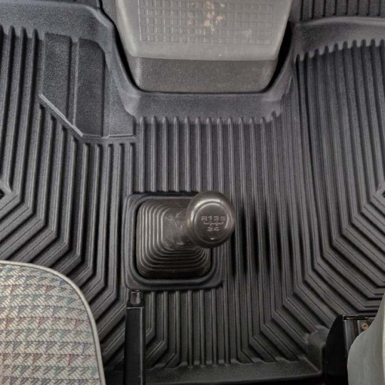 Rubber matten Volkswagen Transporter T4 | Rubber automatten kopen voor Volkswagen Transporter T4