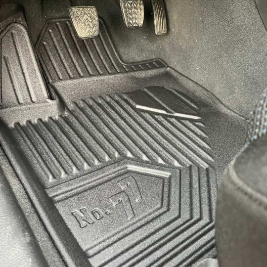 Toyota Avensis II 2003-2009 All Weather rubber automatten