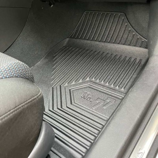 Toyota Avensis II 2003-2009 All Weather rubber automatten