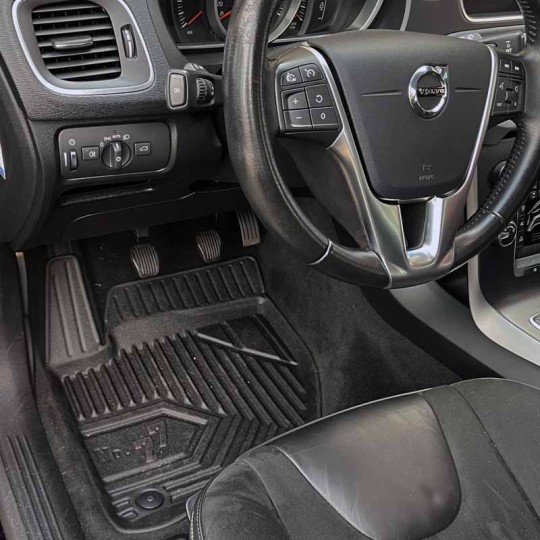 Volvo V40 rubber automatten | Rubber matten met hoge rand Volvo V40