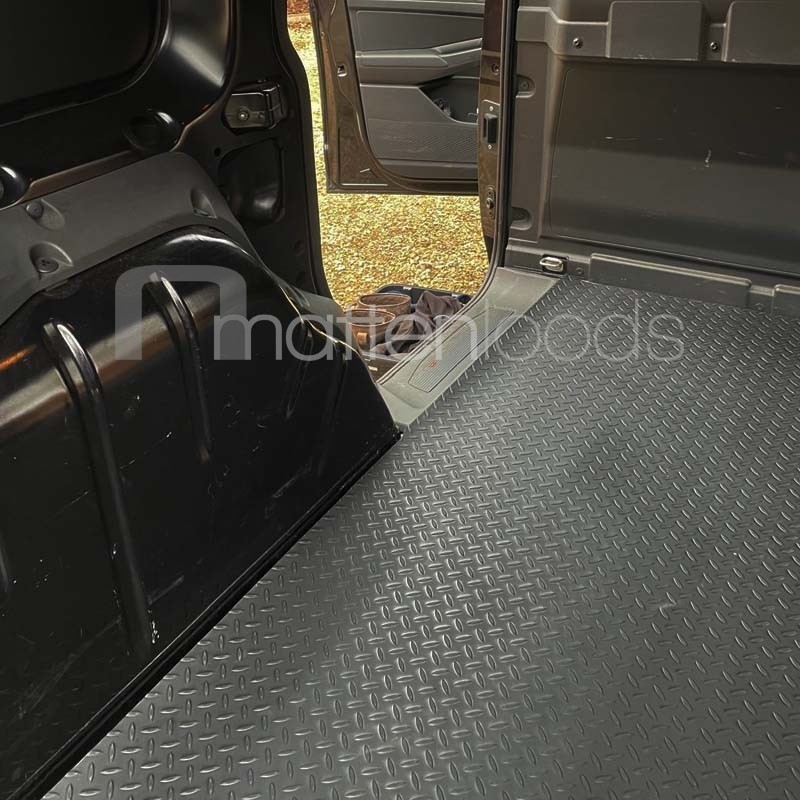 Laadvloermat rubber (traanplaat motief) Volkswagen Caddy dubbele schuifdeur 2020-heden