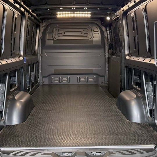 Laadvloermat rubber (traanplaat motief) Renault Master L3 2024-heden