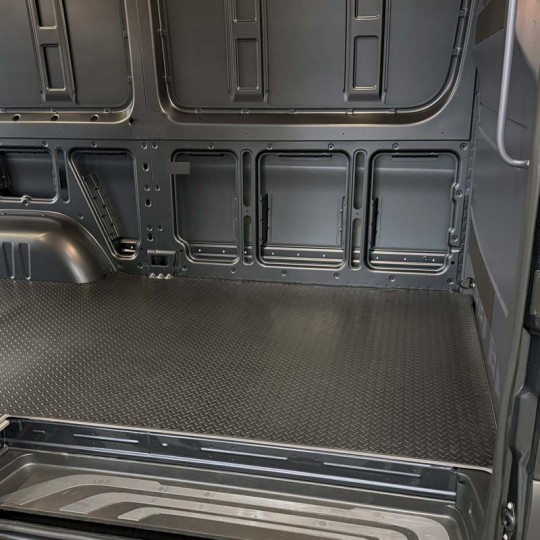 Laadvloermat rubber (traanplaat motief) Renault Master L2 2024-heden