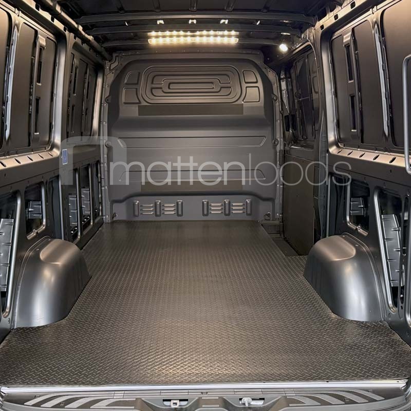 Laadvloermat rubber (traanplaat motief) Renault Master L2 2024-heden