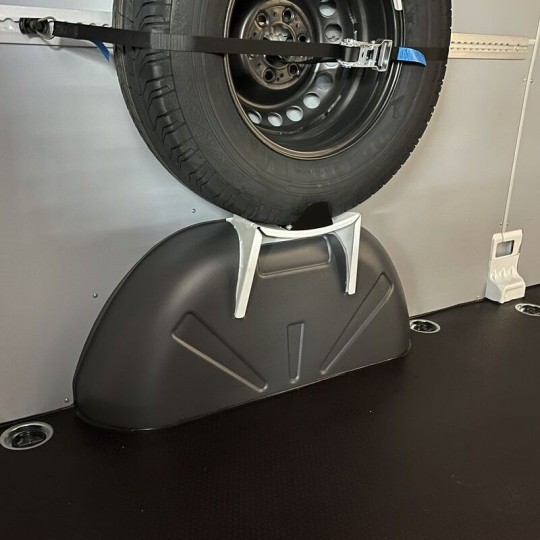 Kunststof wielkastbescherming (set van twee) Mercedes e-Sprinter 2006-2018