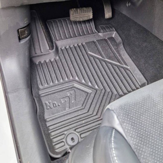 Rubber matten Mitsubishi Eclipse Cross PHEV | Rubber automatten kopen voor Mitsubishi Eclipse Cross PHEV