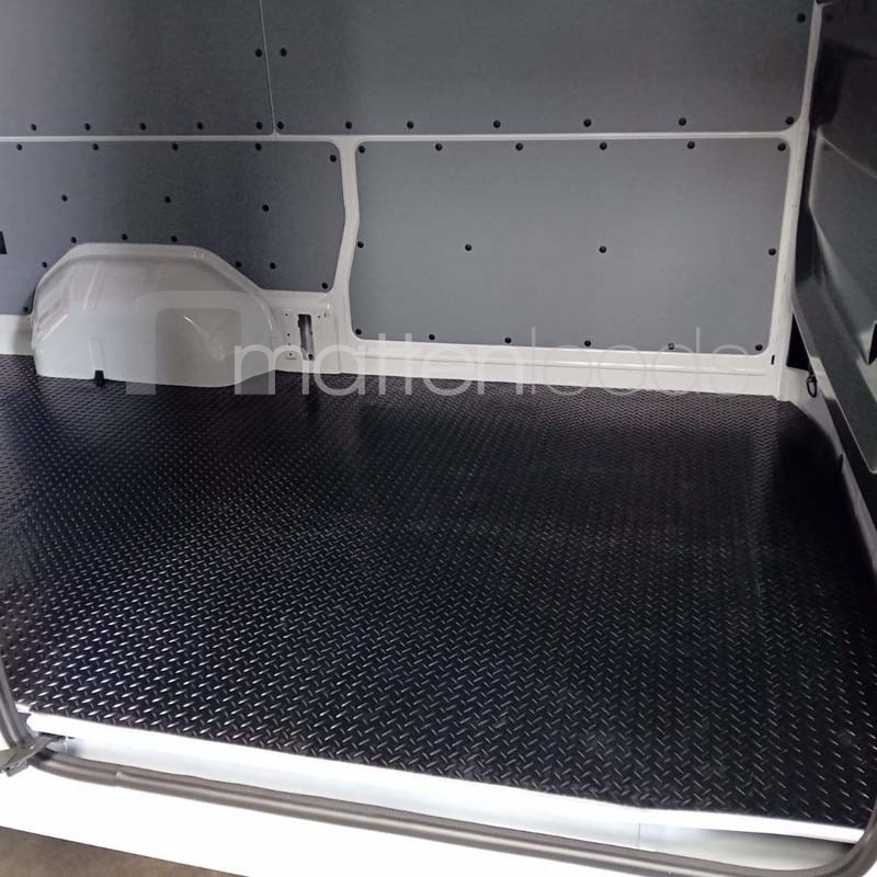 Premium M-Line laadvloermat Renault Master L2 2024-heden | 4mm antislip rubber traanplaat