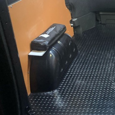 Laadvloermat rubber (traanplaat motief) Opel Vivaro Dubbel Cabine verlengd L2 2014-heden 2