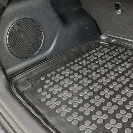 Kia E-Niro (met subwoofer en opbergvak rechts) rubber kofferbakmat 2016-heden