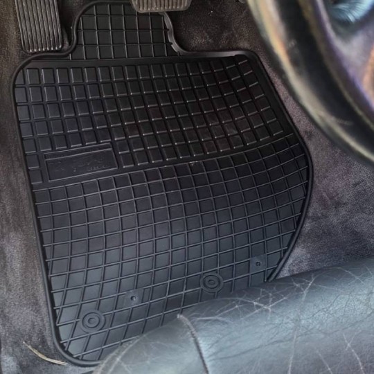 Rubber matten Volvo 850 (lees info)