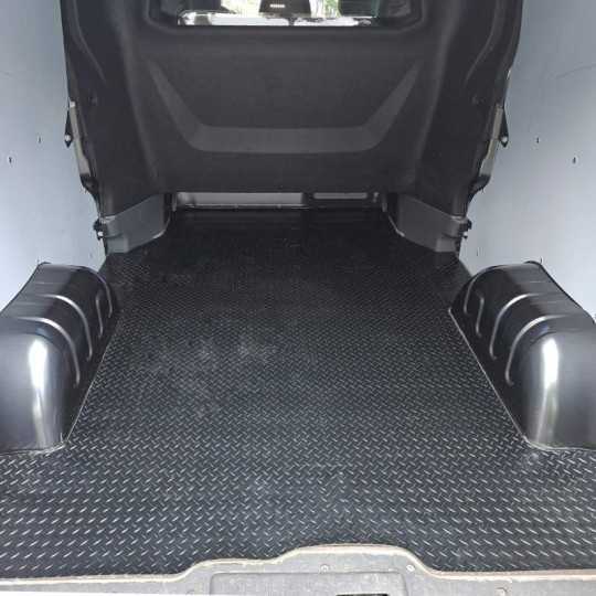 Laadvloermat rubber (traanplaat motief) Fiat Talento Dubbel Cabine verlengd L2 2016-heden