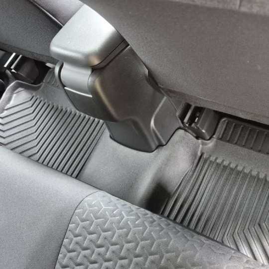 Mazda 2 hybrid vanaf 2022 All Weather rubber automatten