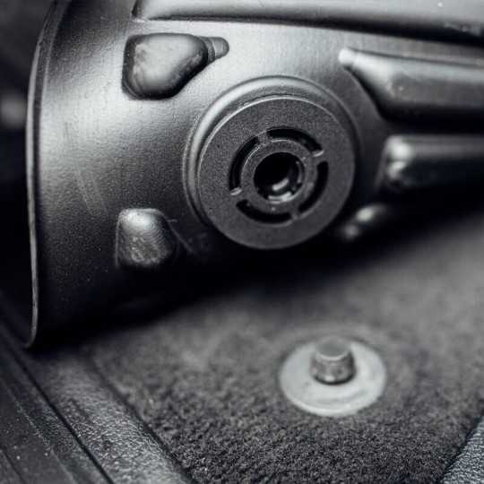 Originele bevestiging rubber matten Jeep Cherokee V