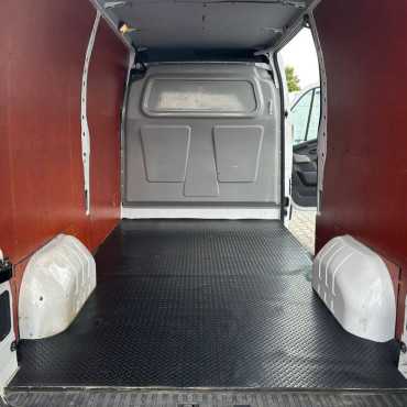 Laadvloermat rubber (traanplaat motief) Renault Master L2 2010-2024