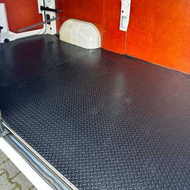 Laadvloermat rubber (traanplaat motief) Renault Master L2 2010-2024 2