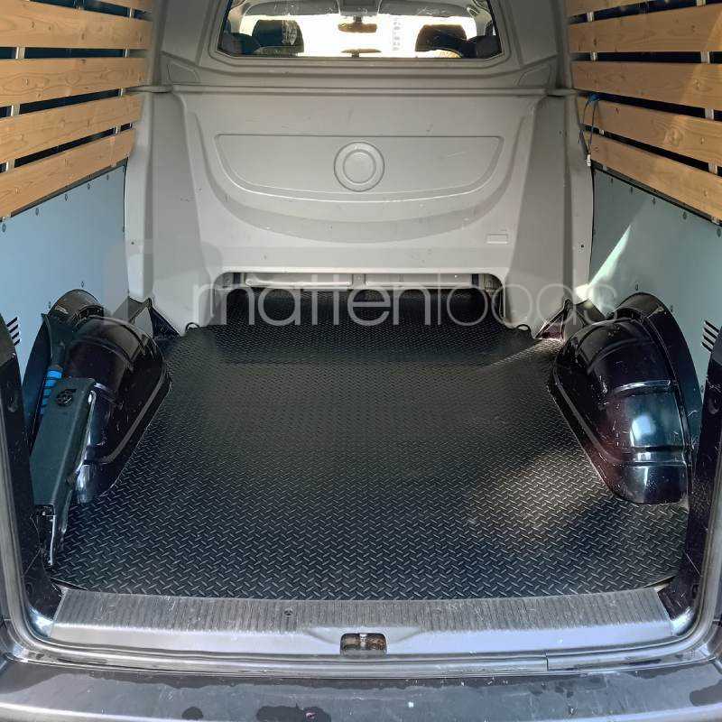 Laadvloermat rubber (traanplaat motief) Volkswagen T5 dubbelcabine verlengd 2003-2015