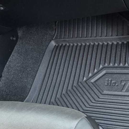 Isuzu D-MAX III 4 deurs, verlengde cabine vanaf 2019 All Weather rubber automatten