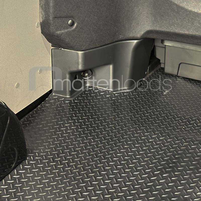 Laadvloermat rubber (traanplaat motief) Ford Transit Custom Snoeks dubbele cabine L2 vanaf 2023
