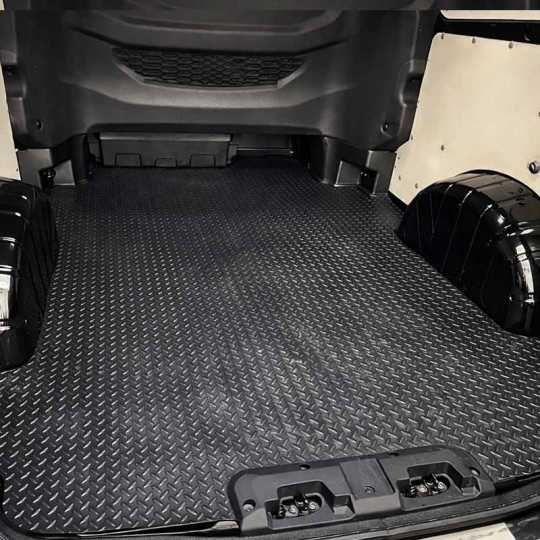 Laadvloermat rubber (traanplaat motief) Ford Transit Custom Snoeks dubbele cabine L2 vanaf 2023