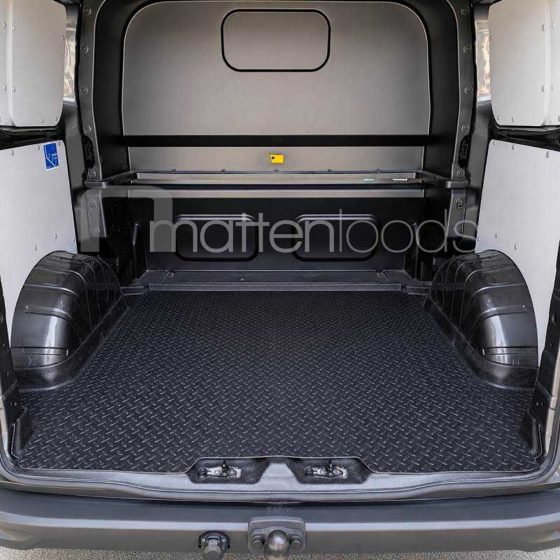 Premium M-Line laadvloermat Ford Transit Custom dubbelcabine (af fabriek) L1 2023-heden | 4mm antislip rubber traanplaat