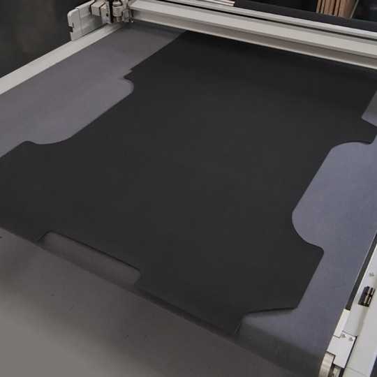 Premium M-Line laadvloermat Volkswagen Transporter T7 dubbelcabine (af fabriek) L1 2023-heden | 4mm antislip rubber traanplaat