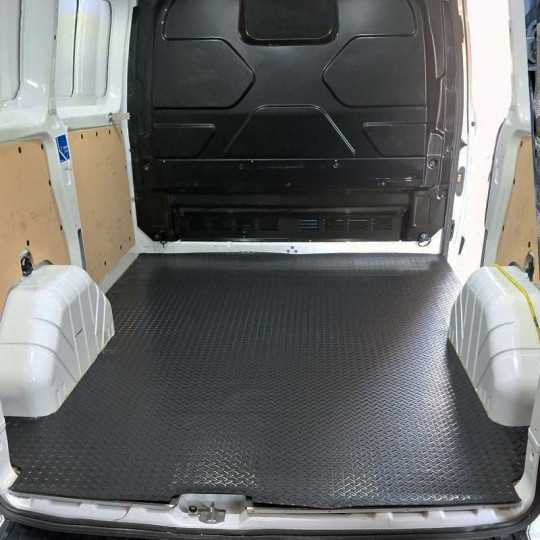 Laadvloermat rubber (traanplaatmotief) Ford Transit Custom kort 3-zits 2012-2023