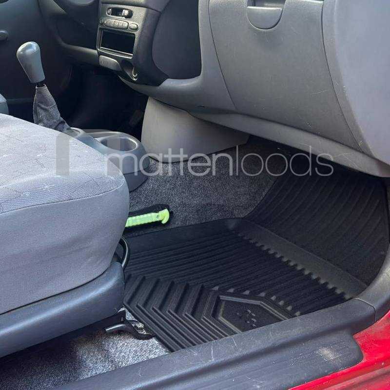 Toyota Yaris I 3d 1999-2005 All Weather rubber automatten