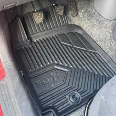 Toyota Yaris I 3d 1999-2005 All Weather rubber automatten