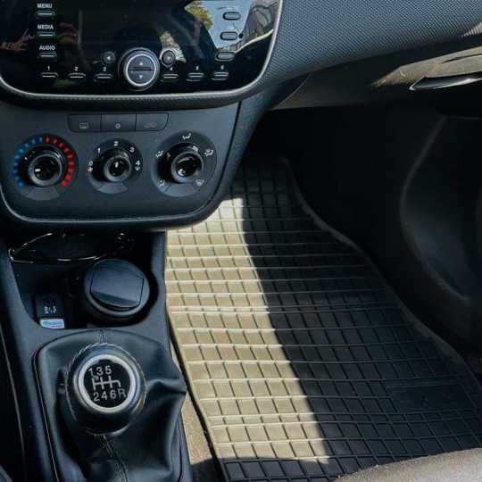 Rubber matten Fiat Punto Hatchback 2012-2018