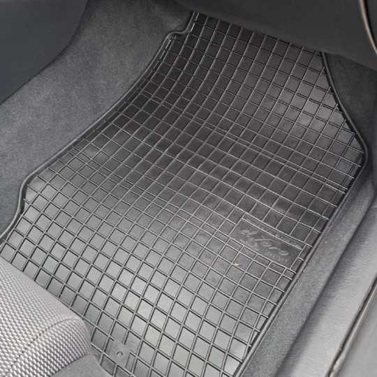 Rubber matten Toyota Corolla IX (alle uitvoeringen) 2001-2007