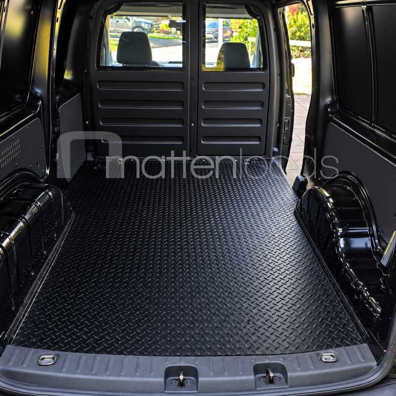 Premium M-Line laadvloermat Volkswagen Caddy Maxi 2007-2020 | 4mm antislip rubber traanplaat
