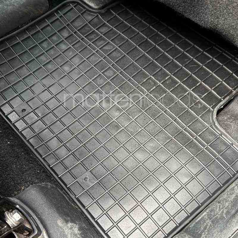 Rubber matten Mitsubishi Outlander III SUV PHEV 2012-2022